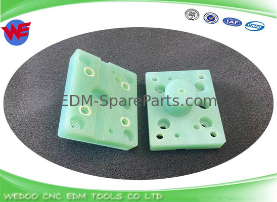 A290-8130-X763 Fanuc Consolator EDM Bộ phận Lower Jet Block 54*43*10*26mm A-B Series