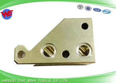 X268D658H01 DK26000 Khối để lắp ống FA Mitsubishi EDM Chi tiết M8521