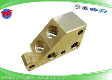 X268D658H01 DK26000 Khối để lắp ống FA Mitsubishi EDM Chi tiết M8521