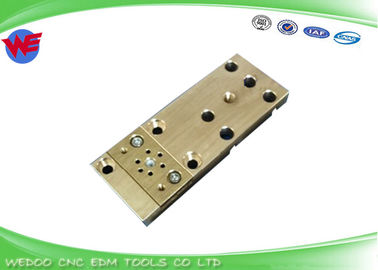DCH9400 EDM Phần X055C630G54 Nằm dưới Mitsubishi DBG4900 X262D527H01